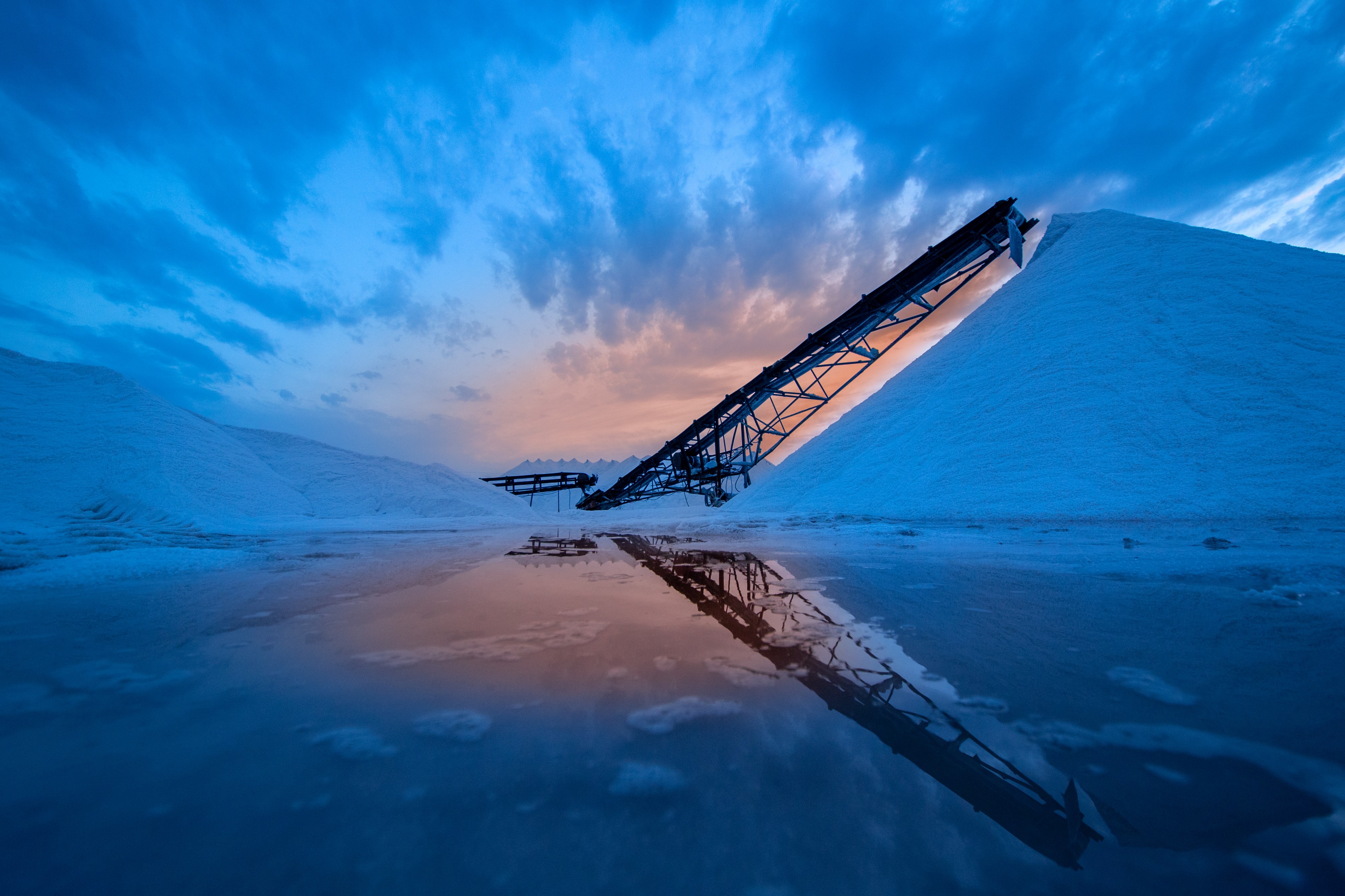 內(nèi)蒙古額吉淖爾制鹽有限公司2024年勞務(wù)服務(wù)采購(gòu)項(xiàng)目第二標(biāo)段：餐飲、保潔服務(wù)【網(wǎng)上競(jìng)價(jià)】