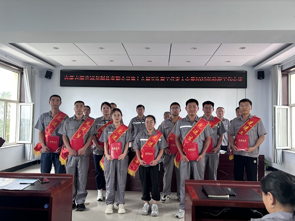 15cbd44245a5747ff9b49e0eceb90cf7.jpg 15cbd44245a5747ff9b49e0eceb90cf7.jpg